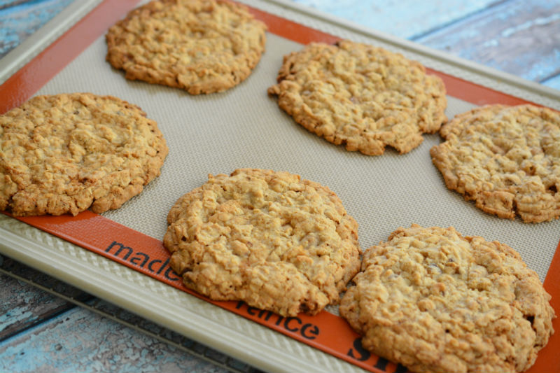 Oatmeal Salted Caramel Cookies by Sweet Things by LIzzie